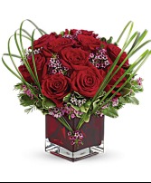 Sweet thoughts bouquet with red roses 
