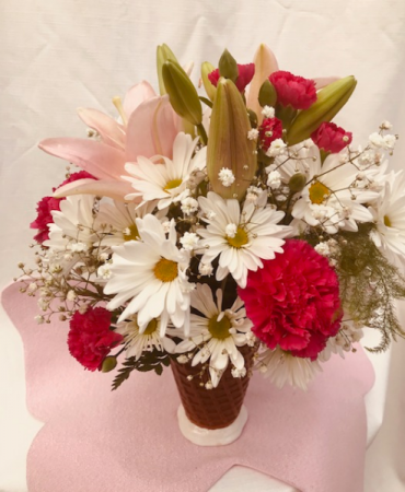 Sweet Treat Fresh Vase Arrangement