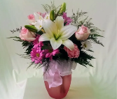 Sweetest Bouquet  FHF-SS917 Fresh Flower Vase Arrangement Local delivery only