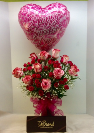 Sweetest Day Bouquet With DeBrand Truffles and Balloon
