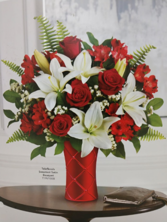 Sweetest Satin Bouquet Valentines