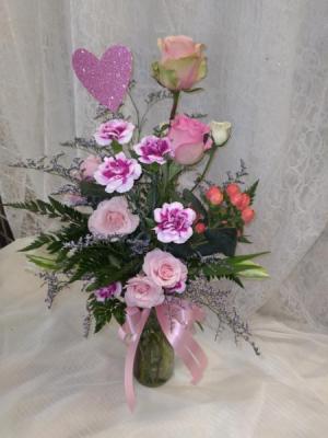 Sweetheart Bouquet fresh floral arrangement