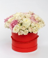 Sweetheart in Bloom Hatbox Arrangement
