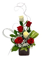 Sweetheart Roses  Vase Arrangement