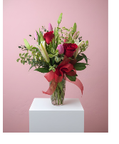 Sweetheart Seranade  Stargazing Lily Fresh Bouquet 