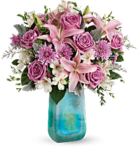 T19M500B Teleflora's Art Glass Treasure Bouquet DX
