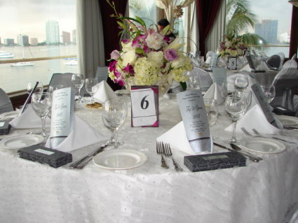 TABLE CENTER PIC