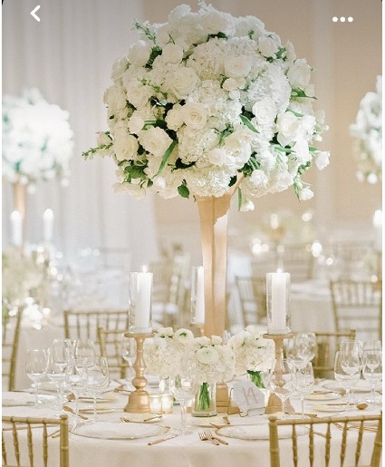 Tall centerpiece 