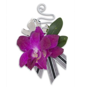 Talon Boutonniere