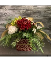 Tapestry Christmas Arrangement 