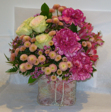 TAPESTRY CUBE Floral Arrangement