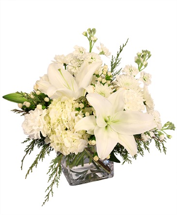 Tasteful Pearl Vase Arrangement in Burns, OR | 4B Nursery And Floral