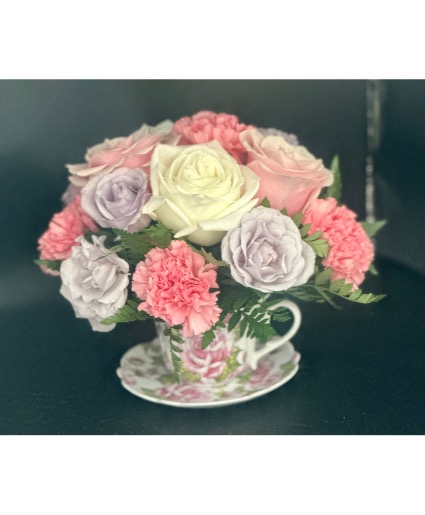 Tea for Bloom Tea cup arrangement 