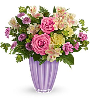 T22E105 Afternoon Tea Bouquet Keepsake Vase