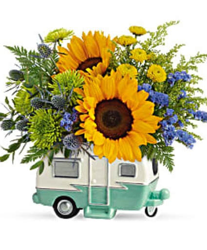 TELEFLORA 'S RETRO ROAD TRIPPPER BOUQUET Father's Day Collection