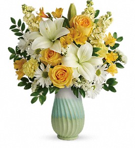 Teleflora's Art Of Spring T18E100B Bouquet
