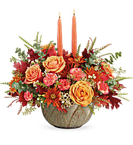 Teleflora's Artisanal Autumn T19T100B Centerpiece in Moses Lake, WA | FLORAL OCCASIONS