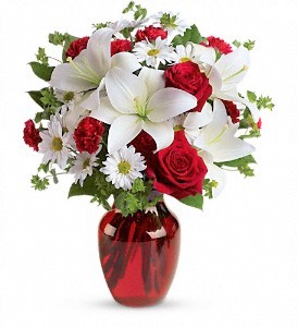 Teleflora's Be My Love T128-2a