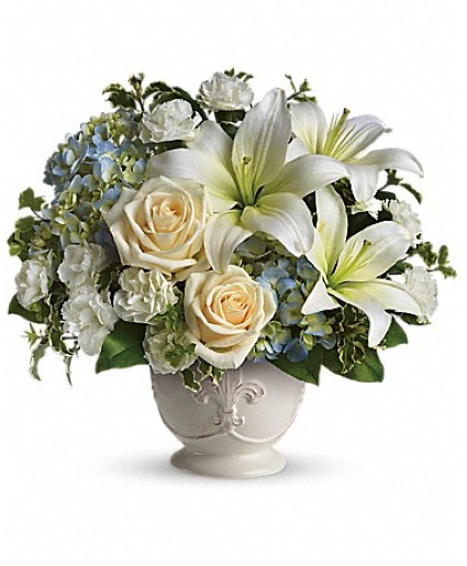 Teleflora's Beautiful Dreams Fresh arrangement in a Teleflora Container