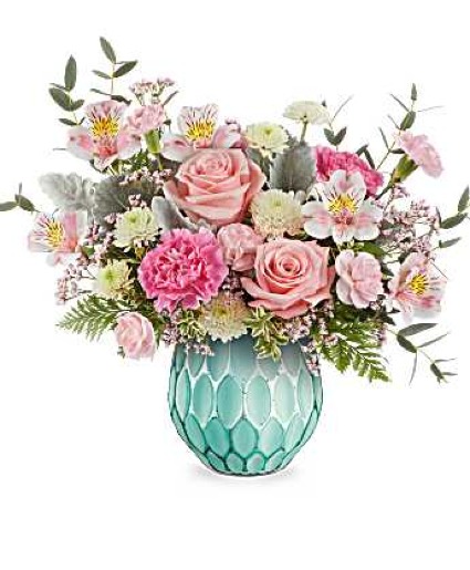 Teleflora's Dream in Color Fresh Arrangement with a Teleflora Keepsake