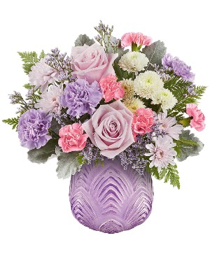 Teleflora's Dreamy Blooms Bouquet