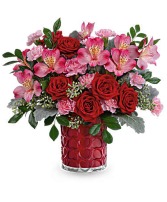 Teleflora's Enchanted Hearts Bouquet Fresh Arrangement in a Teleflora Keepsake