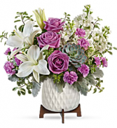 Teleflora's Garden Oasis 