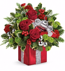 Teleflora's Gift Wrapped Bouquet Christmas in Valley City, OH | HILL HAVEN FLORIST & GREENHOUSE Teleflora's Gift Wrapped Bouquet Christmas in Valley City, OH | HILL HAVEN FLORIST & GREENHOUSE
