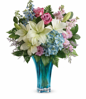 Teleflora’s Heart’s Pirouette Bouquet Beautiful Glass Vase With Fresh Flowers