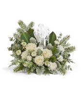 Teleflora's Light Of Love Bouquet 