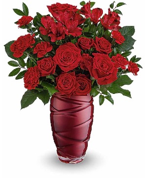 Teleflora's Love Blossoms Bouquet 