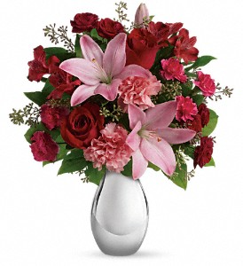 Teleflora's Moonlight Kiss Bouquet in Valley City, OH | HILL HAVEN FLORIST & GREENHOUSE Teleflora's Moonlight Kiss Bouquet in Valley City, OH | HILL HAVEN FLORIST & GREENHOUSE