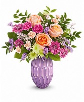 Teleflora's Pretty Glow Bouquet 