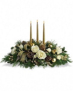 Teleflora's Royal Christmas Centerpiece