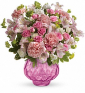 Teleflora's Simply Pink