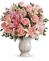 Teleflora's Soft and Tender Bouquet