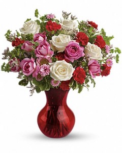 Teleflora's Splendid in Red Bouquet 