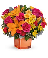Teleflora's Spread Sunshine Bouquet 