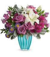 Teleflora's Spring In Your Step T21E105B Bouquet