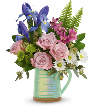 Teleflora's Spring is Served T21E205B Bouquet