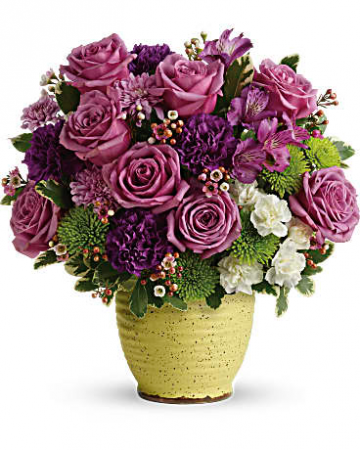 Teleflora’s Spring Speckle Bouquet Fresh Arrangement