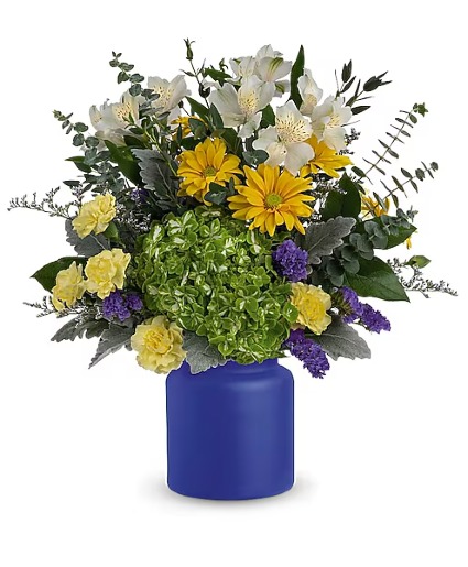 Teleflora's Sunrise At Sea Bouquet 