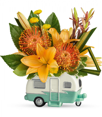 Teleflora's Vintage Vacationer T20F105B Bouquet