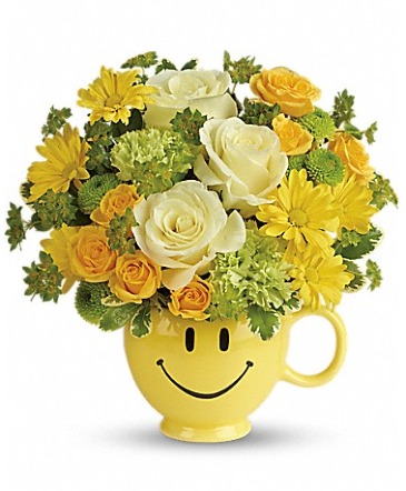 Teleflora's You Make Me Smile Bouquet Fresh Arrangement with a Teleflora Keepsake in Auburndale, FL | The House of Flowers