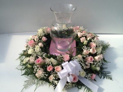 Tender Heart Urn Wreath Funeral Flowers