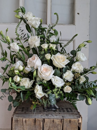 Tender Thoughts Fresh Arrangement