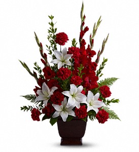 Tender Tribute T227-1A  in Fort Worth, TX | DAVIS FLORAL DESIGNS