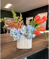 Terrific Tulips Vase arrangement 