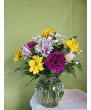 Thank You Mom Vase arrangement
