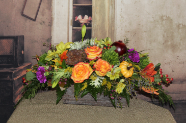 Thankful Centerpiece Fall seasonal in Stevensville, MT | WildWind Floral Design Studio